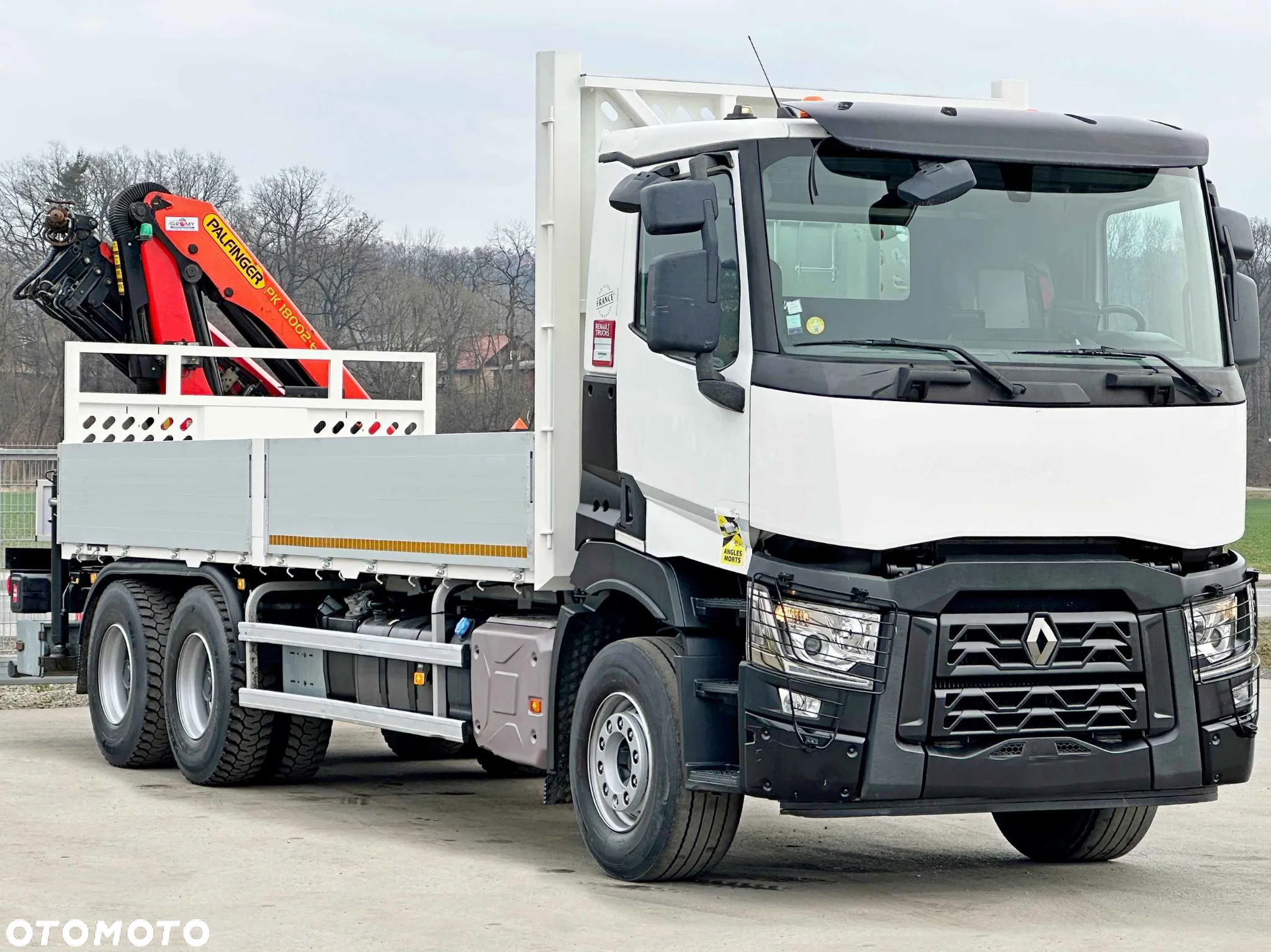Renault C 380 * SKRZYNIA 6,80 m + PK 18002 EH - C + PILOT * STAN BDB! /6x4 - 4