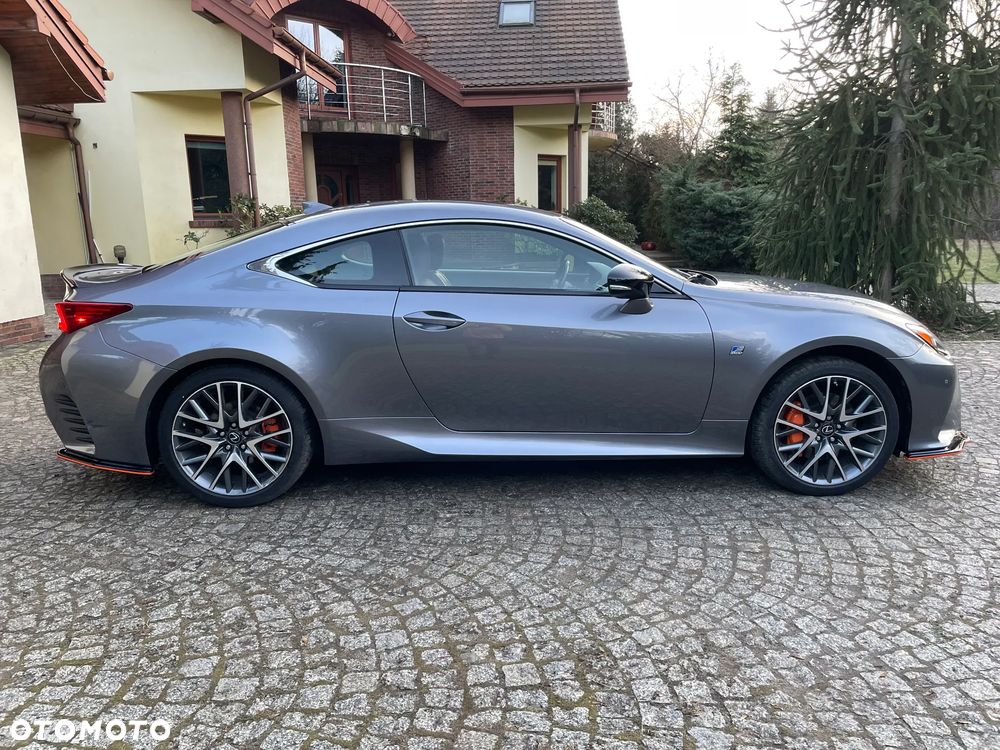 Lexus RC - 4