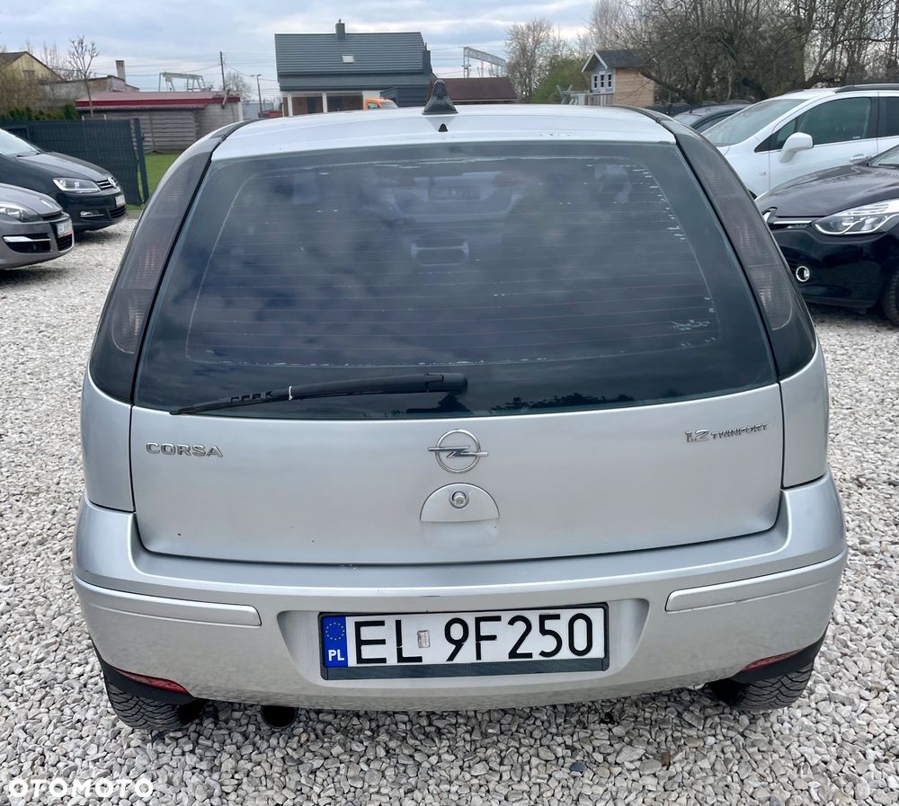 Opel Corsa - 18