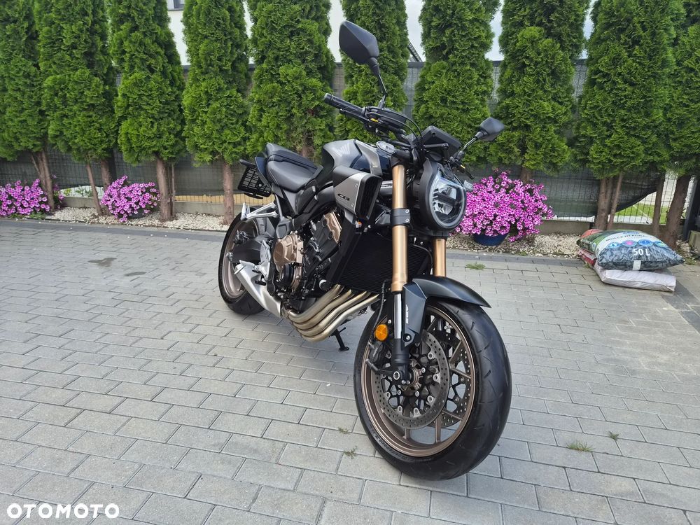 Honda CB - 9