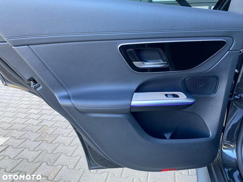 Mercedes-Benz GLC 200 mHEV 4-Matic AMG Line - 25