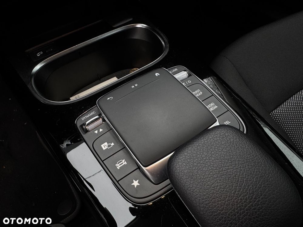 Mercedes-Benz Klasa A 250 E Style 8G-DCT - 16
