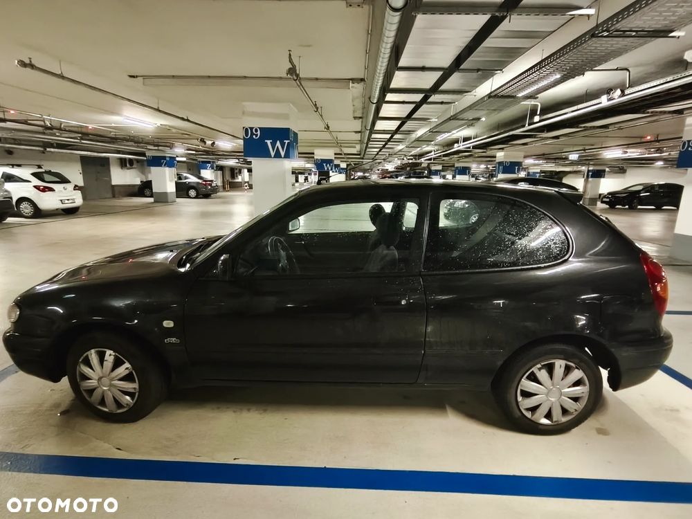 Toyota Corolla 2.0 D-4D Sol - 3
