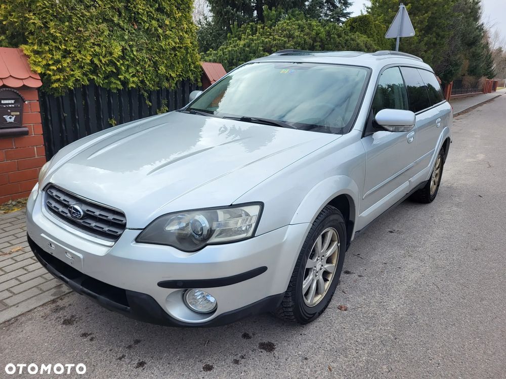 Subaru Legacy 3.0 H6 - 1