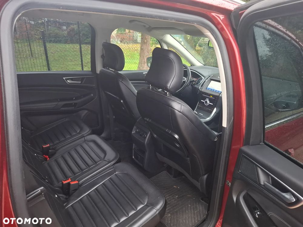 Ford Galaxy - 8