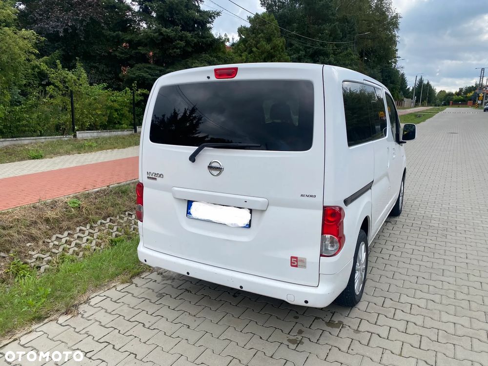 Nissan NV200 - 10