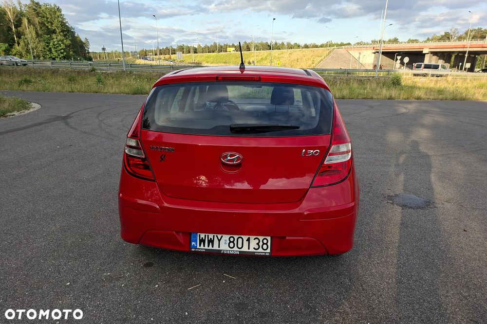 Hyundai i30 1.4 Base - 6