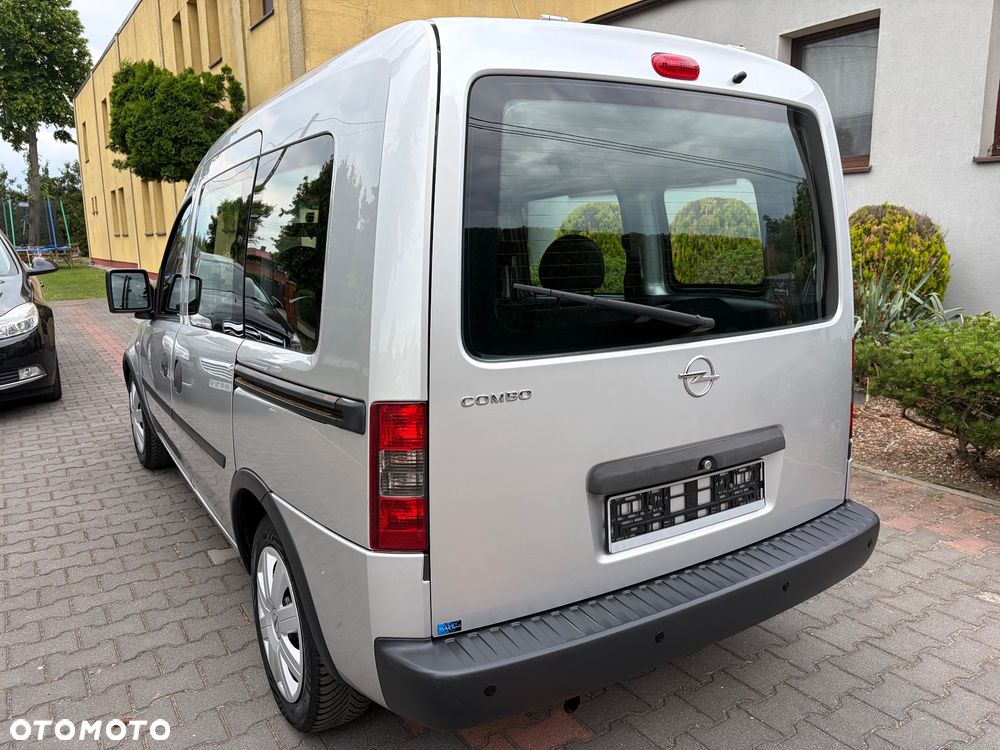 Opel Combo Tour Color Edition - 9