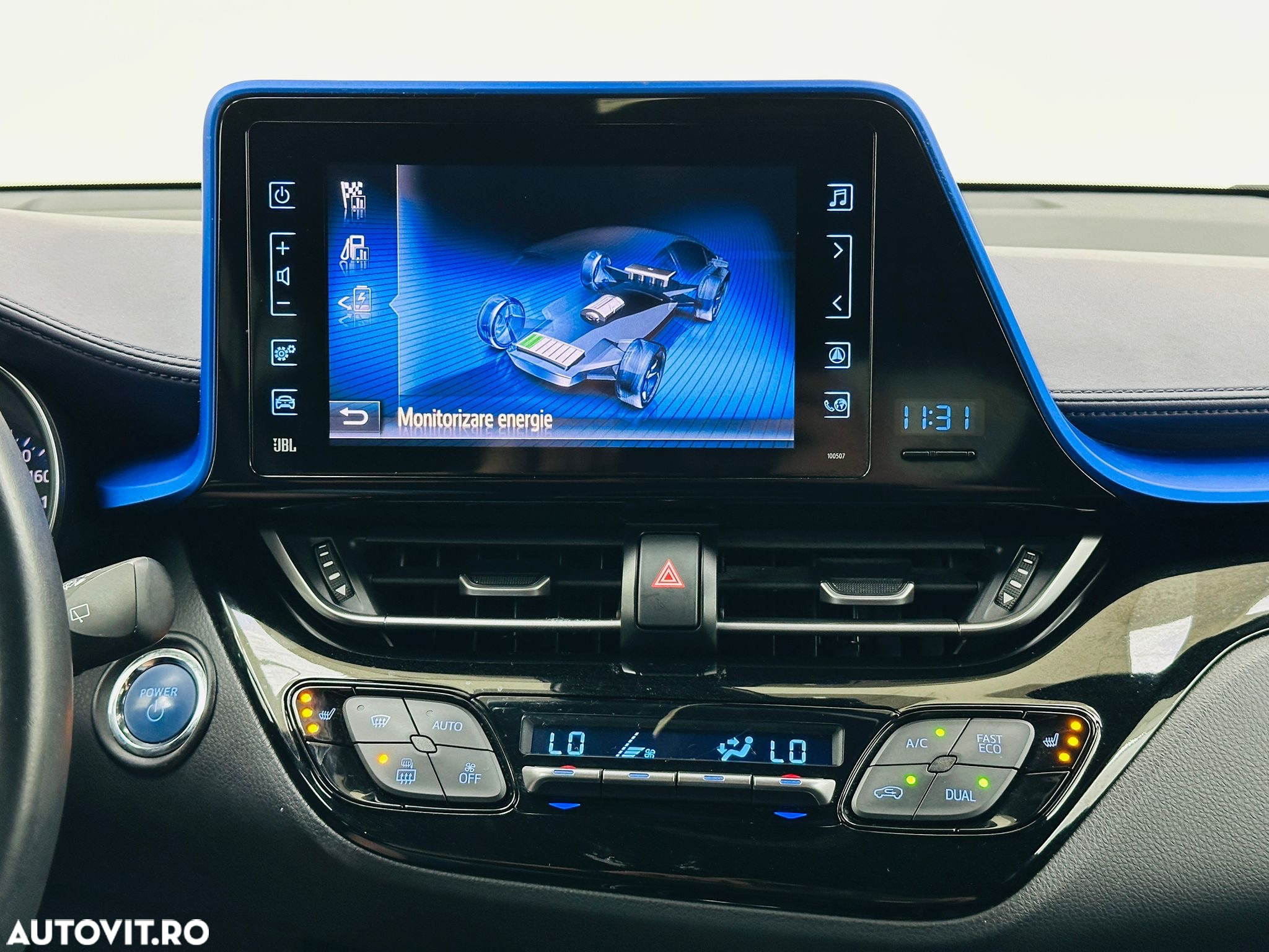 Toyota C-HR - 32