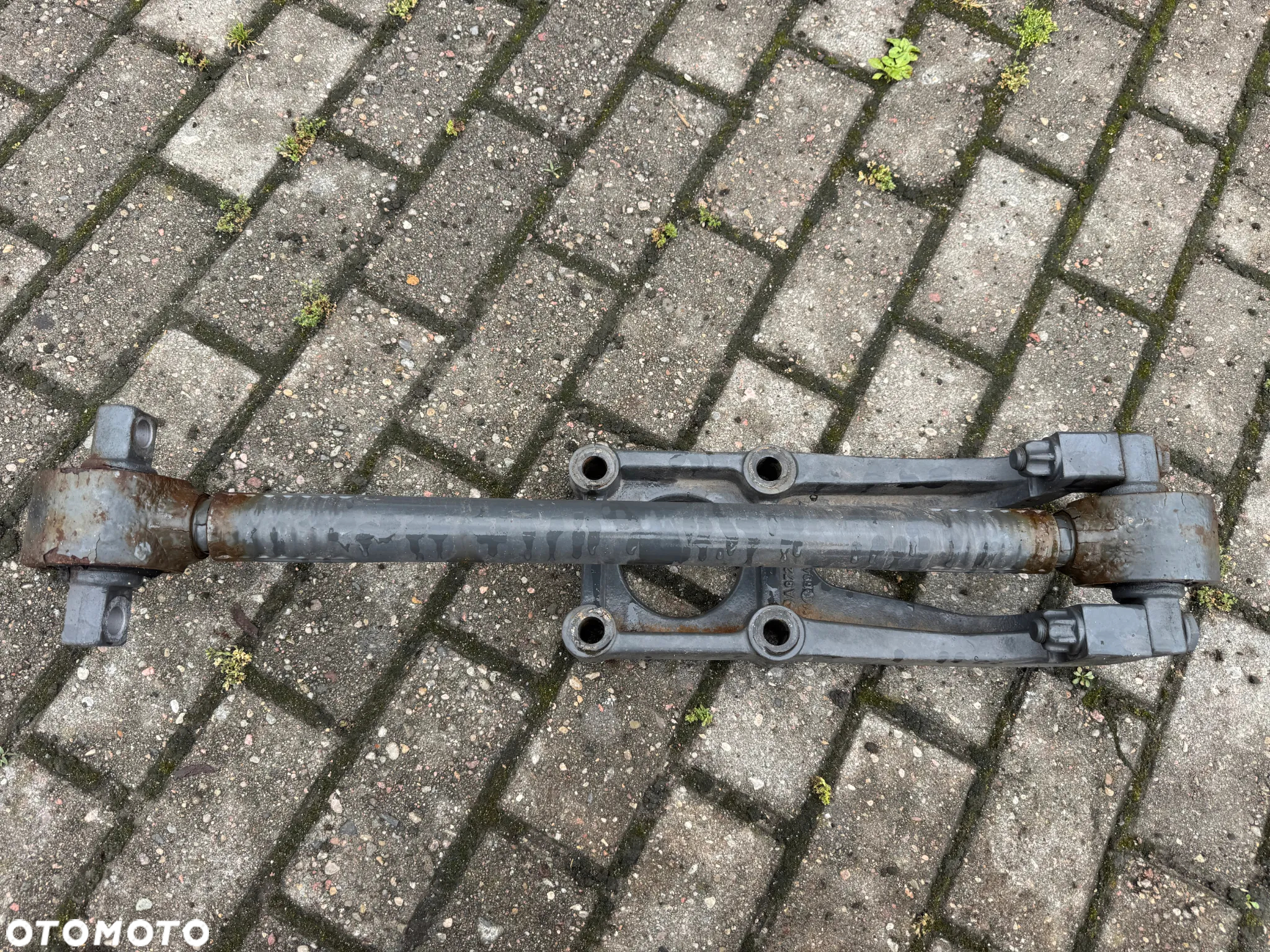 Mocowanie Drążek Mostu Obudowy Mercedes Atego Axor - 4