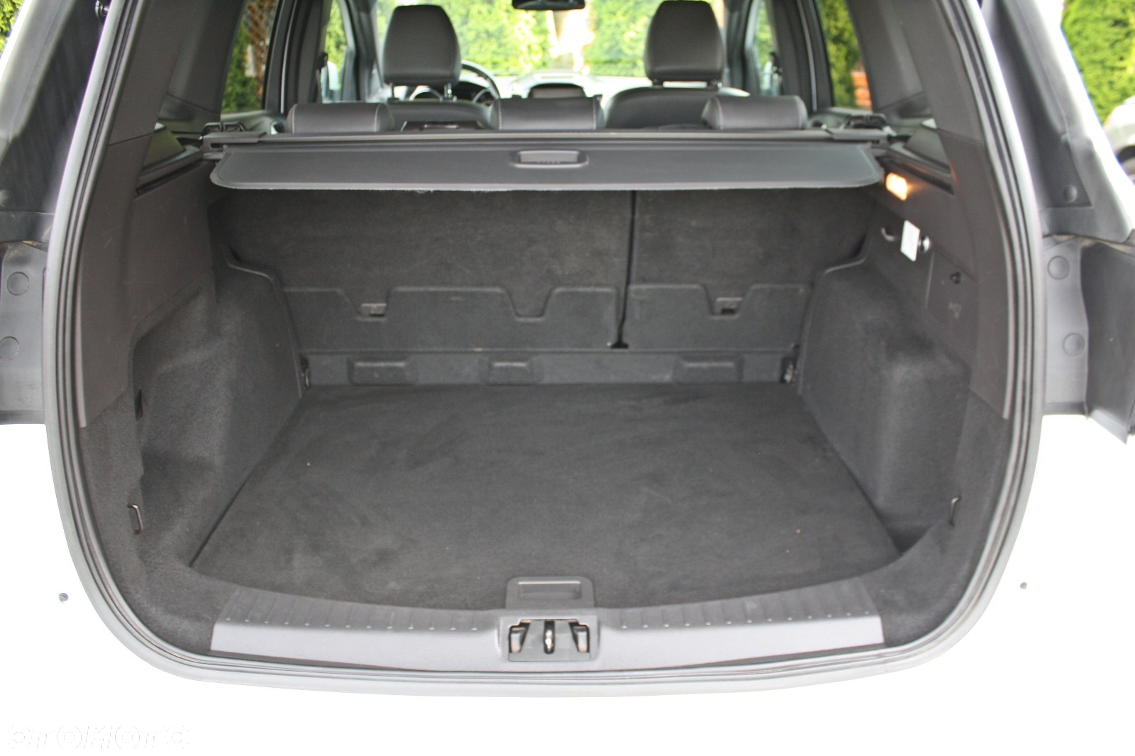 Ford Kuga 2.0 TDCi 2x4 ST-Line - 37