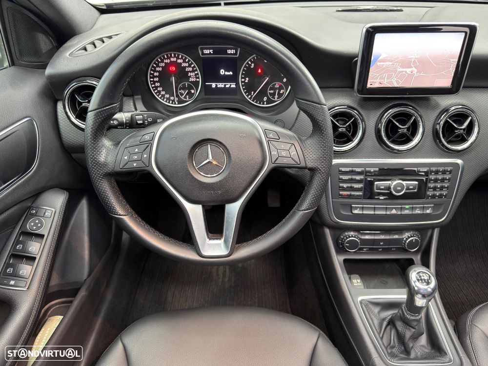 Mercedes-Benz A 180 d Urban - 26
