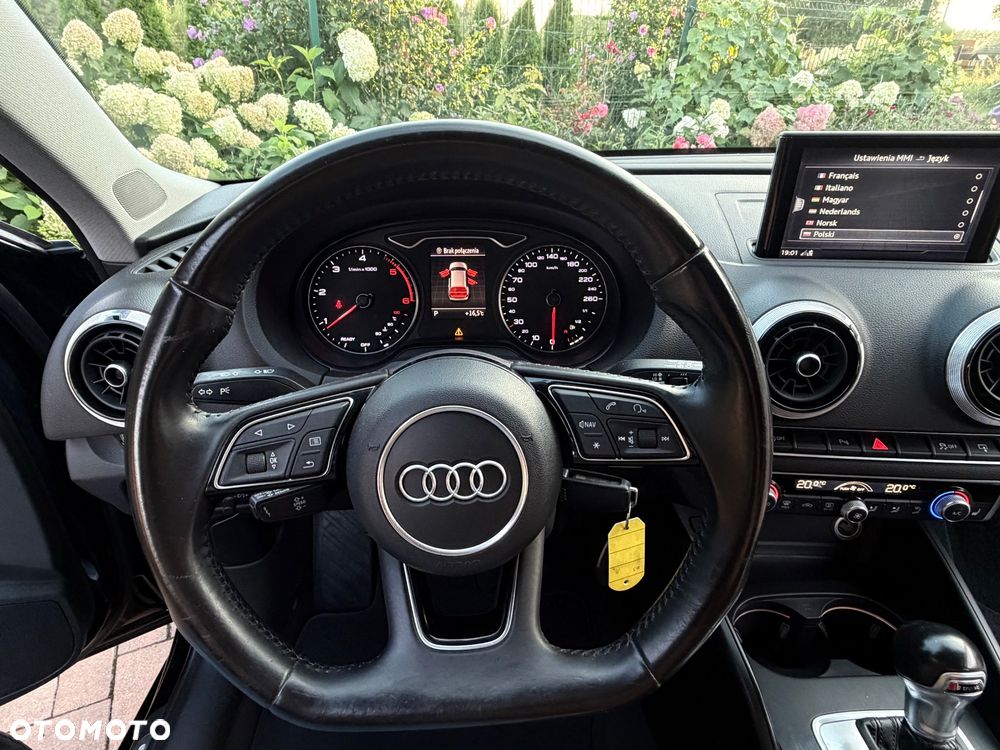 Audi A3 Sportback 2.0 TDI clean diesel Ambiente S tronic - 32
