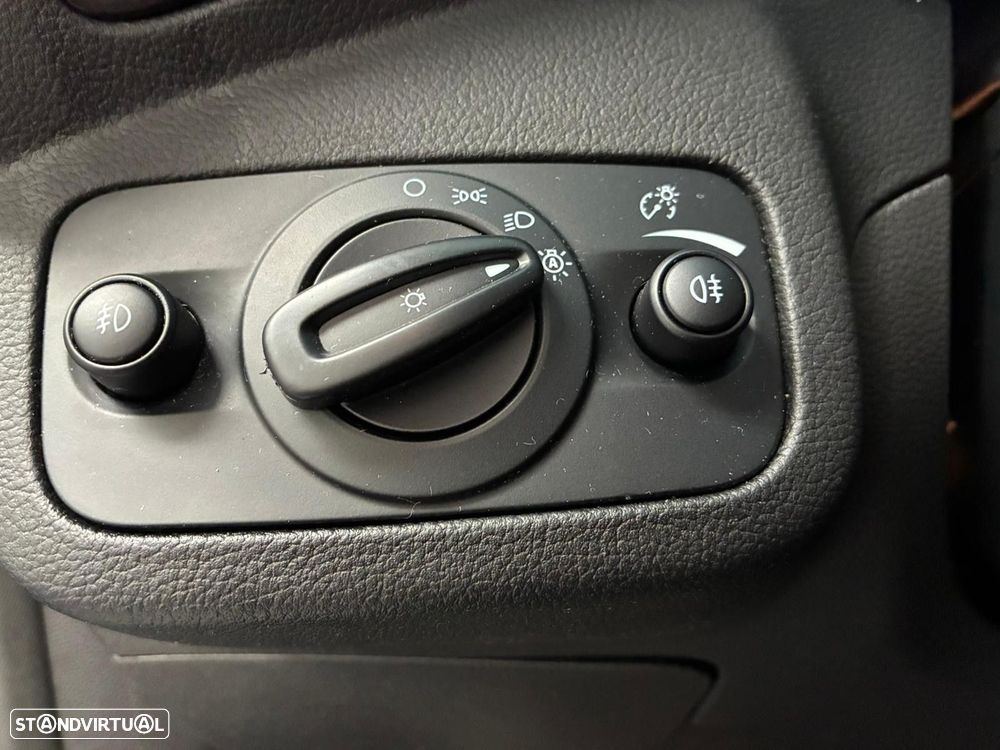 Ford Kuga 1.5 TDCi EcoBlue ST-Line - 19