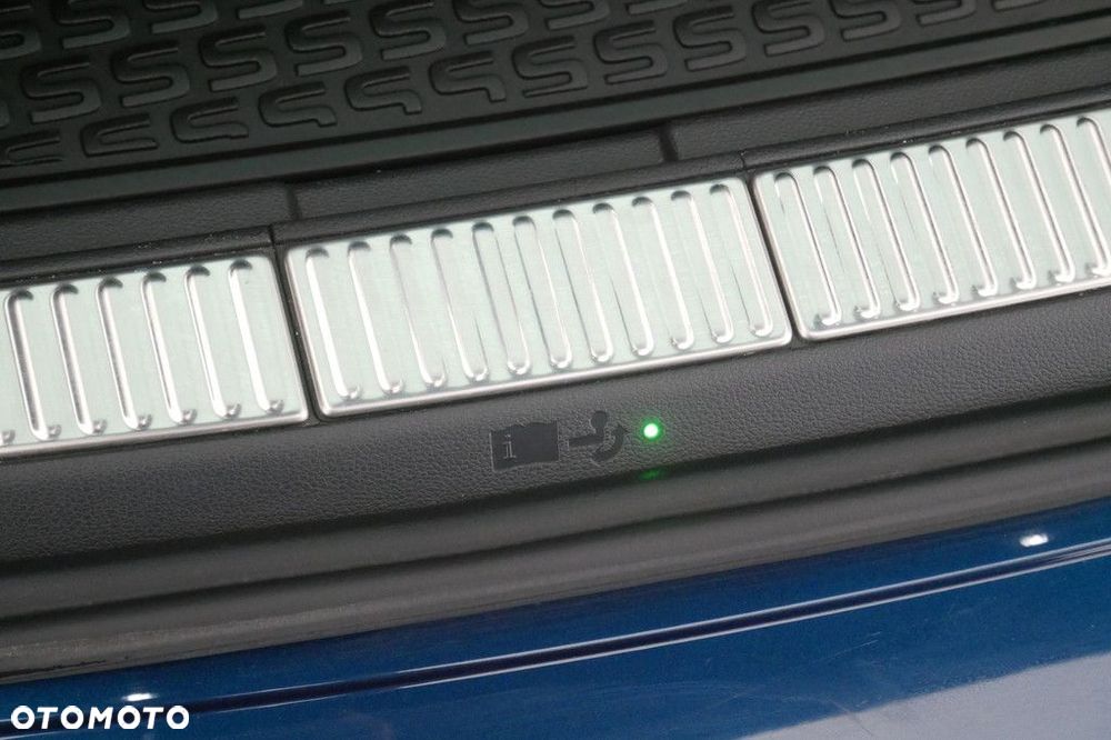 Skoda Superb 2.0 TSI 4x4 L&K DSG - 19