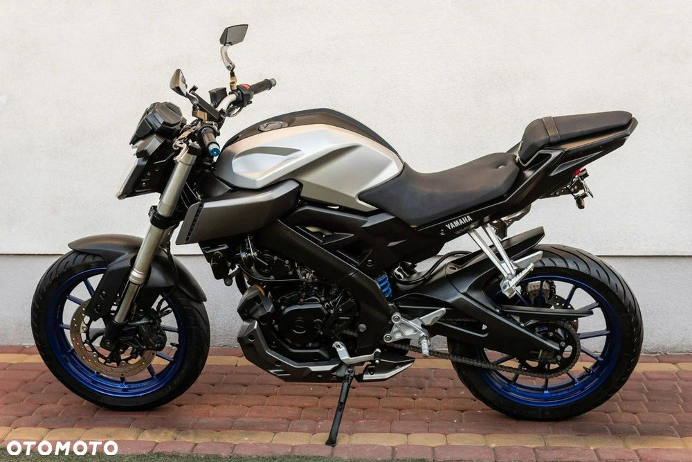Yamaha MT - 5