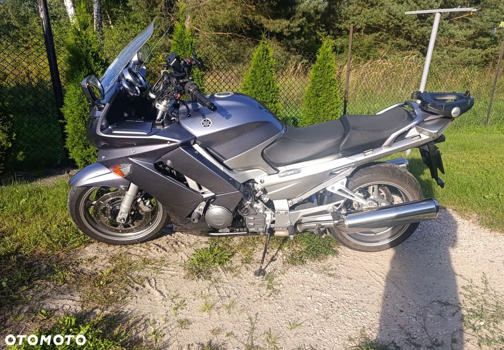 Yamaha FJR - 10