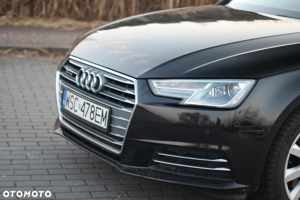 Audi A4 Limousine - 10
