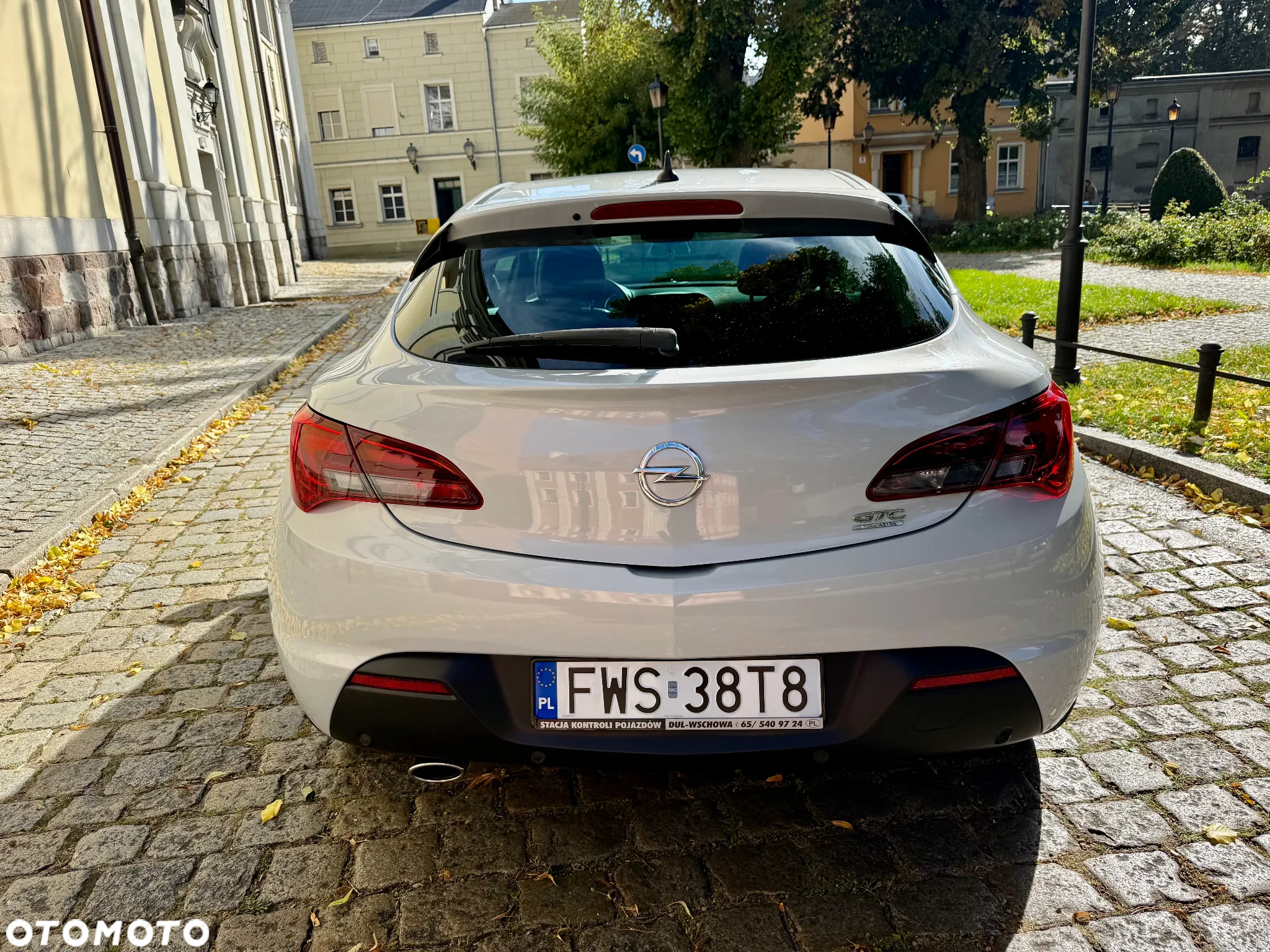 Opel Astra IV GTC 1.4 T Sport S&S EU6 - 4