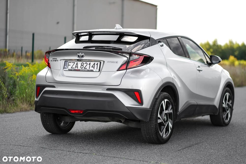 Toyota C-HR - 11