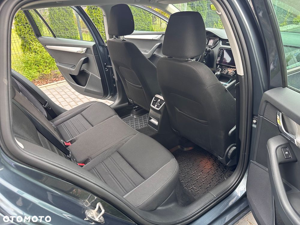 Skoda Octavia 2.0 TDI Ambition DSG - 17