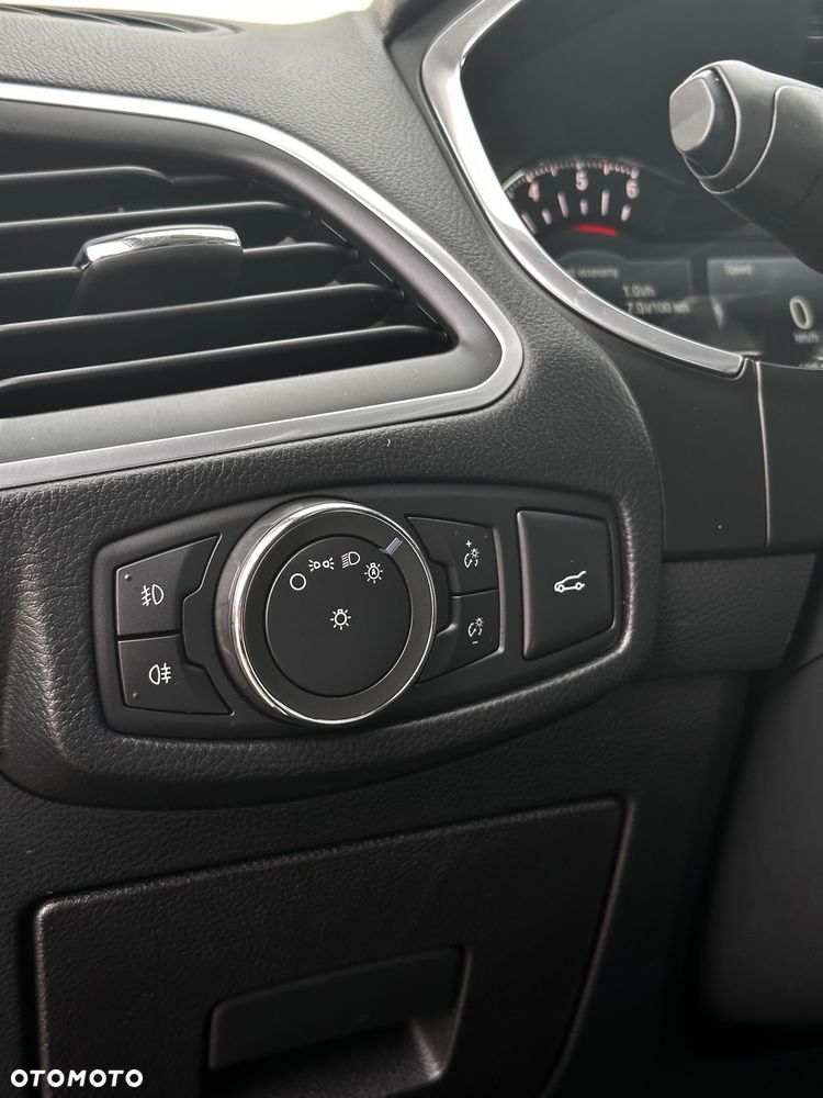 Ford Galaxy 2.0 TDCi 4WD Titanium PowerShift - 25
