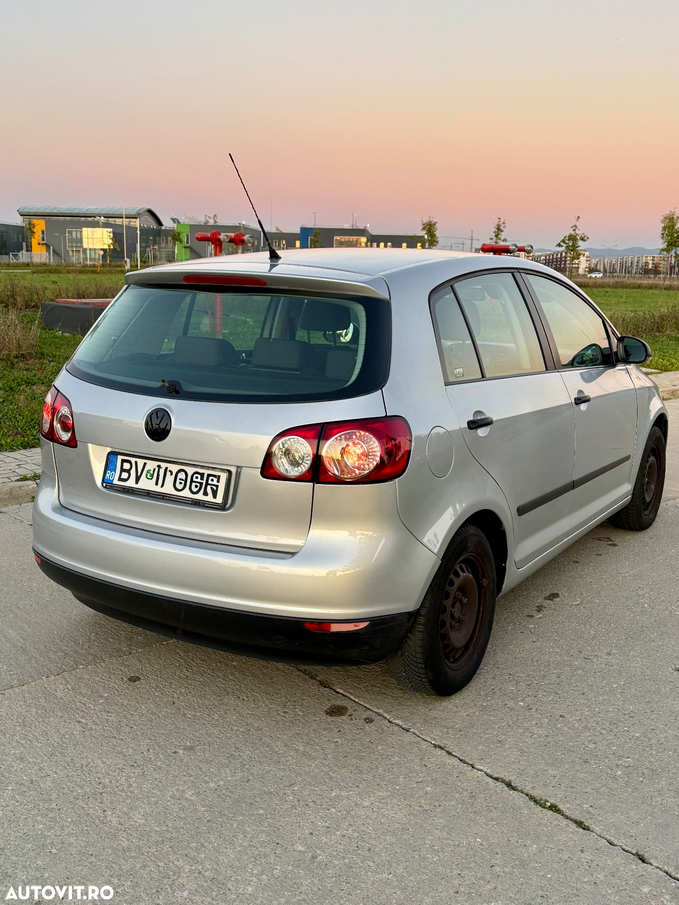 Volkswagen Golf Plus 1.4 Comfortline - 4