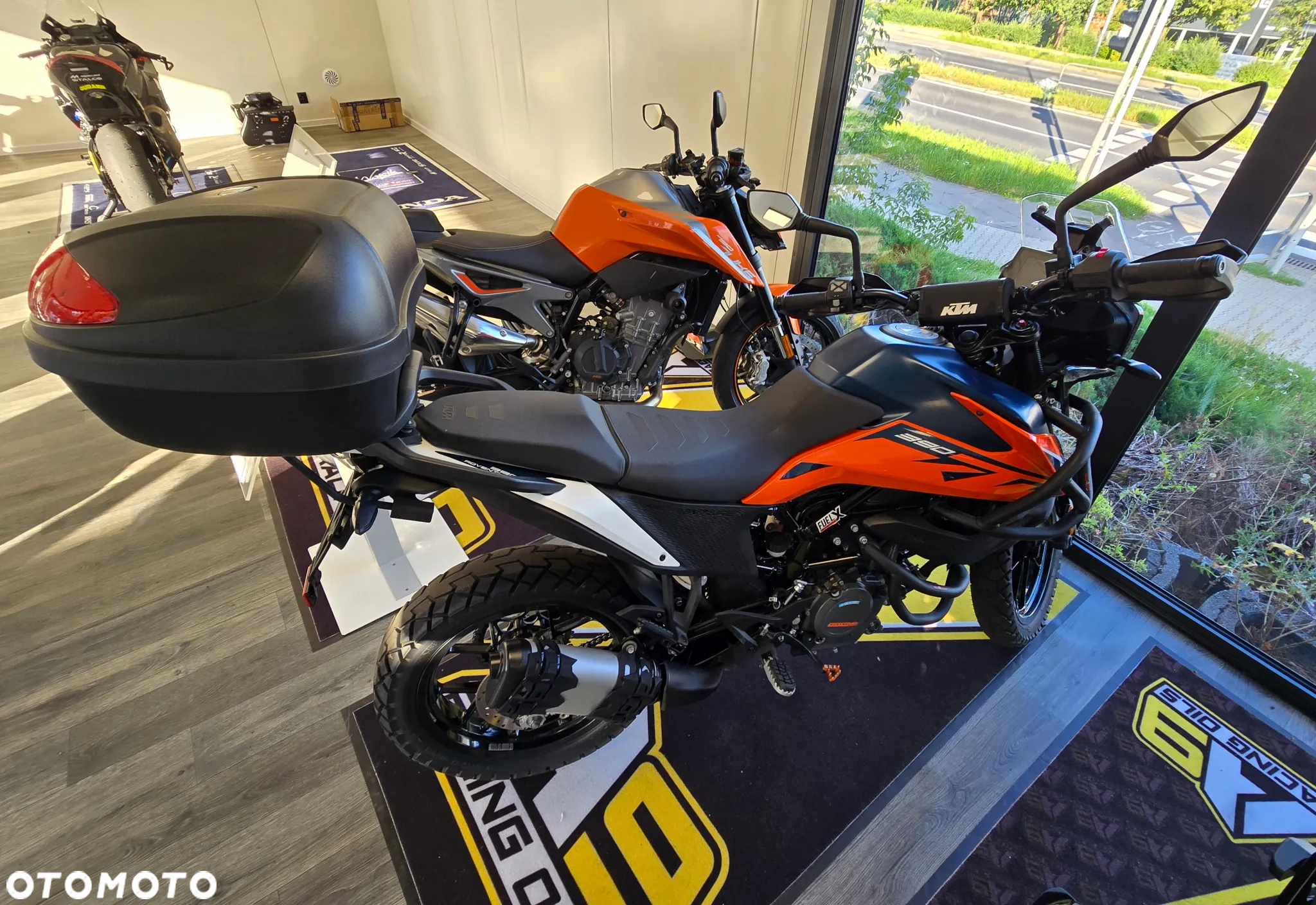 KTM Adventure - 11
