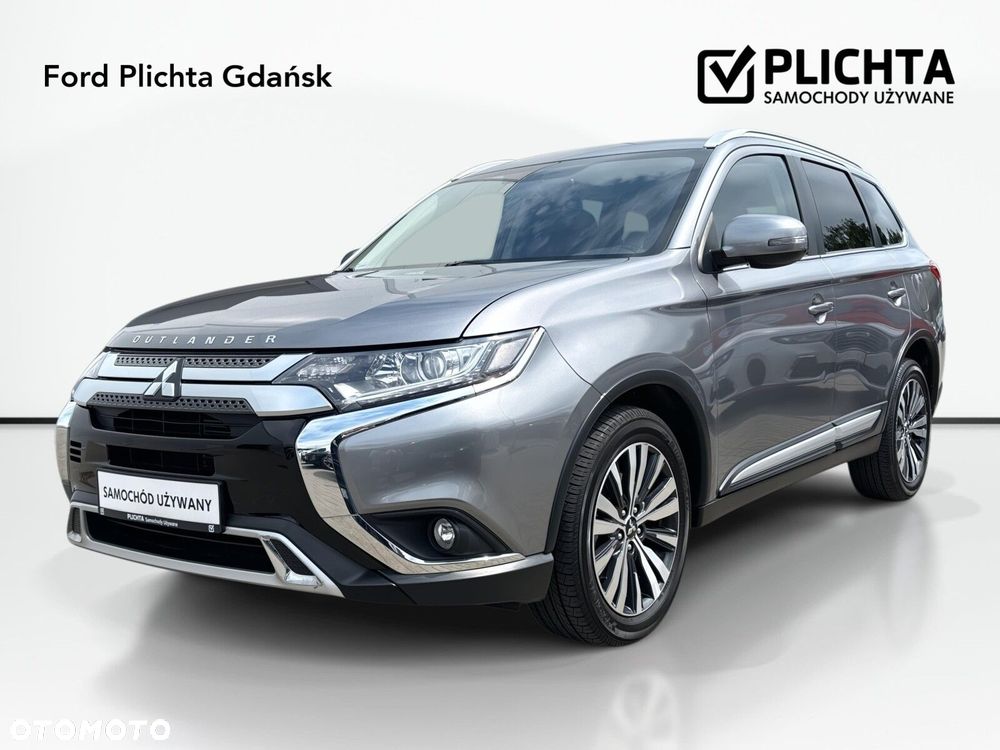 Mitsubishi Outlander - 2