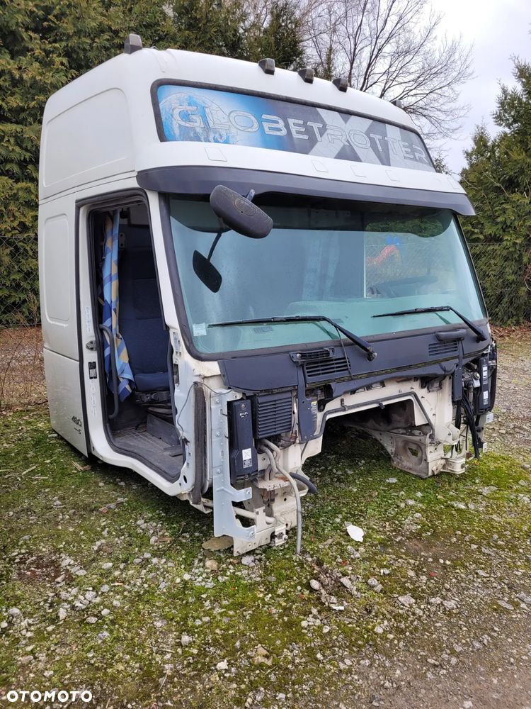 Kabina VOLVO Fh12 - 4