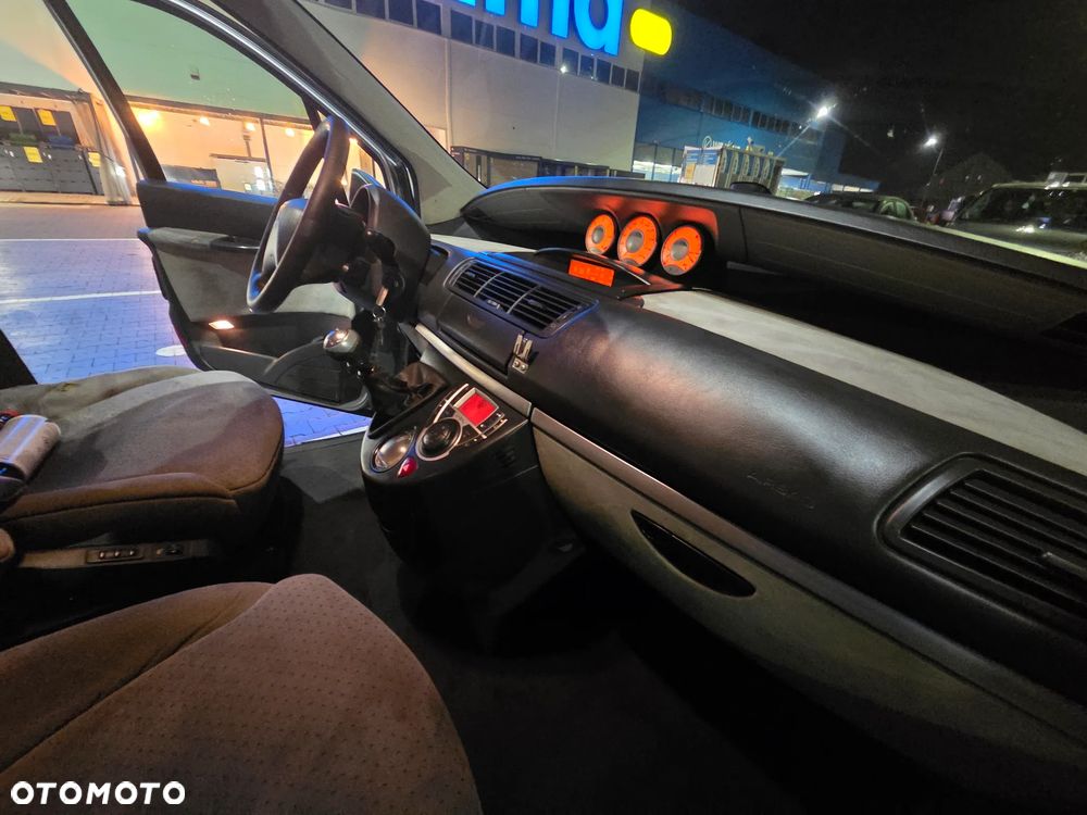 Citroën C8 2.0 HDi Exclusive - 15