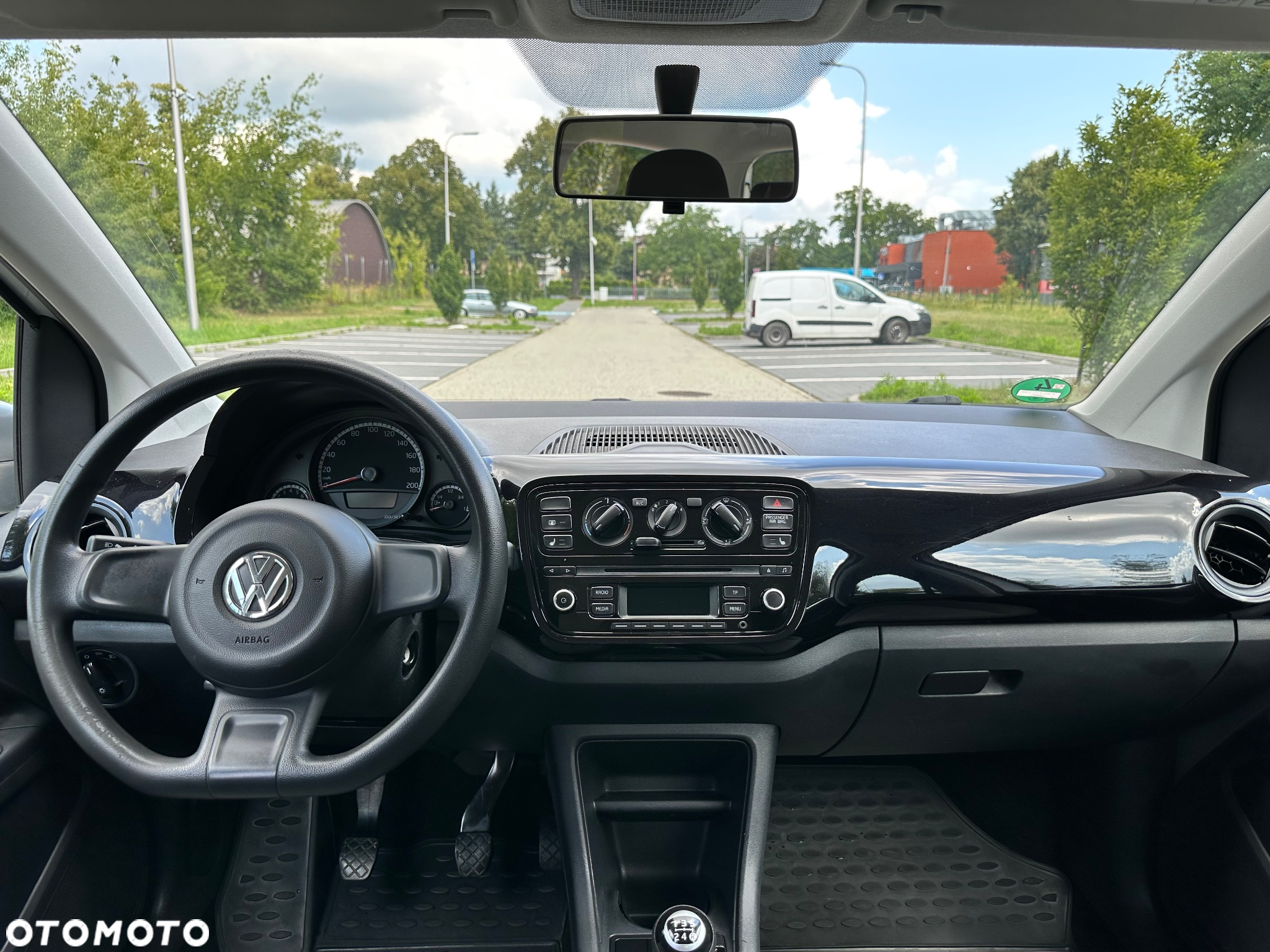 Volkswagen up! 1.0 high - 6