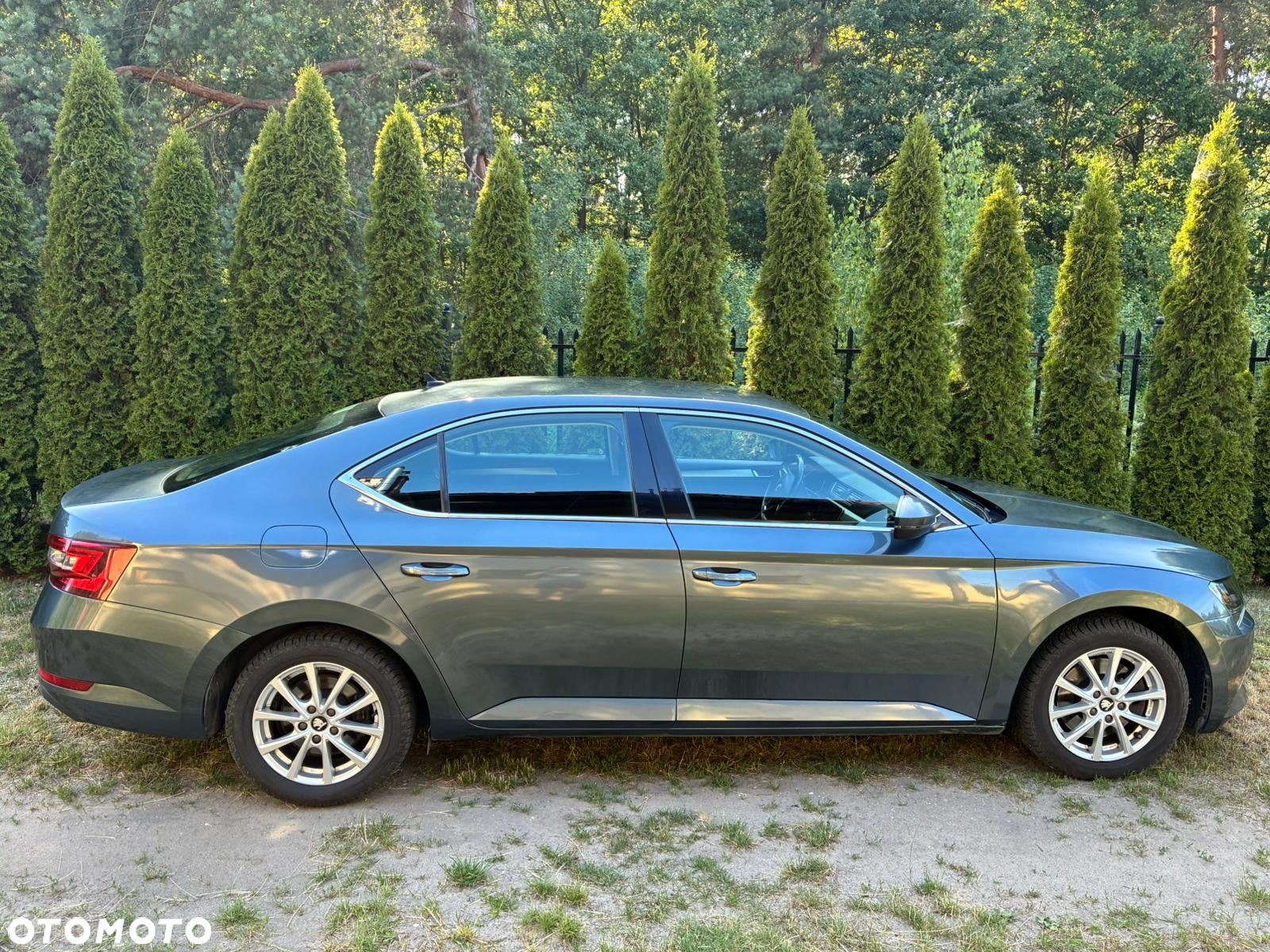 Skoda Superb 2.0 TDI Ambition DSG - 7