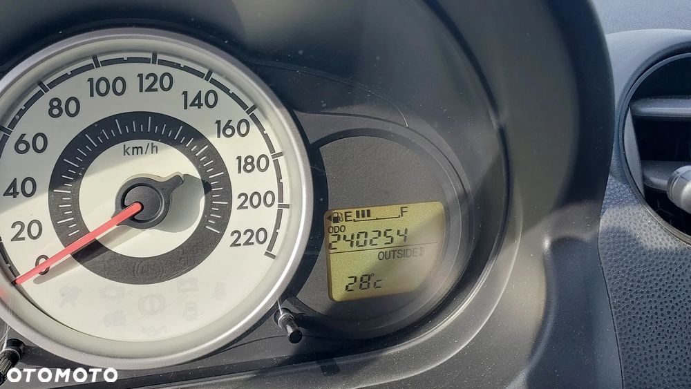 Mazda 2 1.5 Dynamic - 10