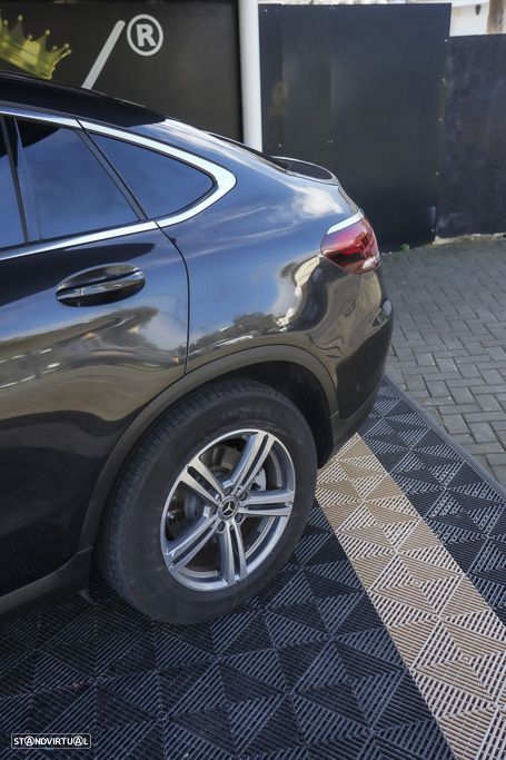Mercedes-Benz GLC 300 e Coupe 4Matic 9G-TRONIC Avantgarde Advanced - 14