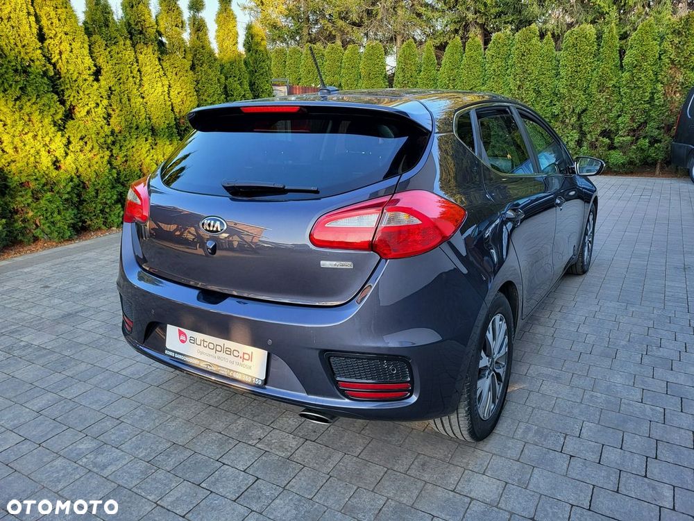 Kia Ceed - 5