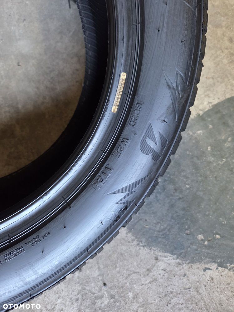 opony używane 205/60R16 Bridgestone BLIZZACK LM 005 - 6