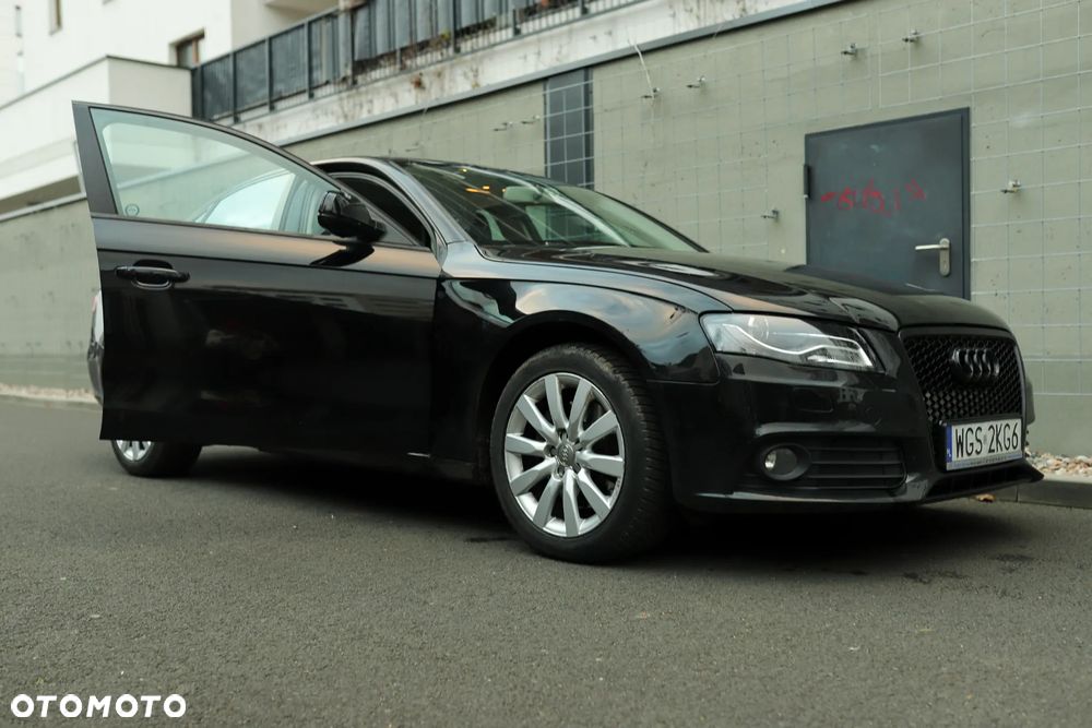 Audi A4 Limousine - 2