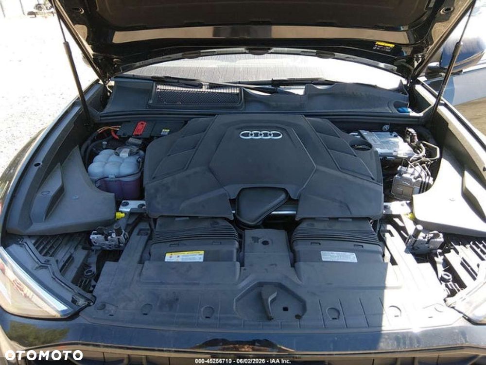 Audi Q8 - 9