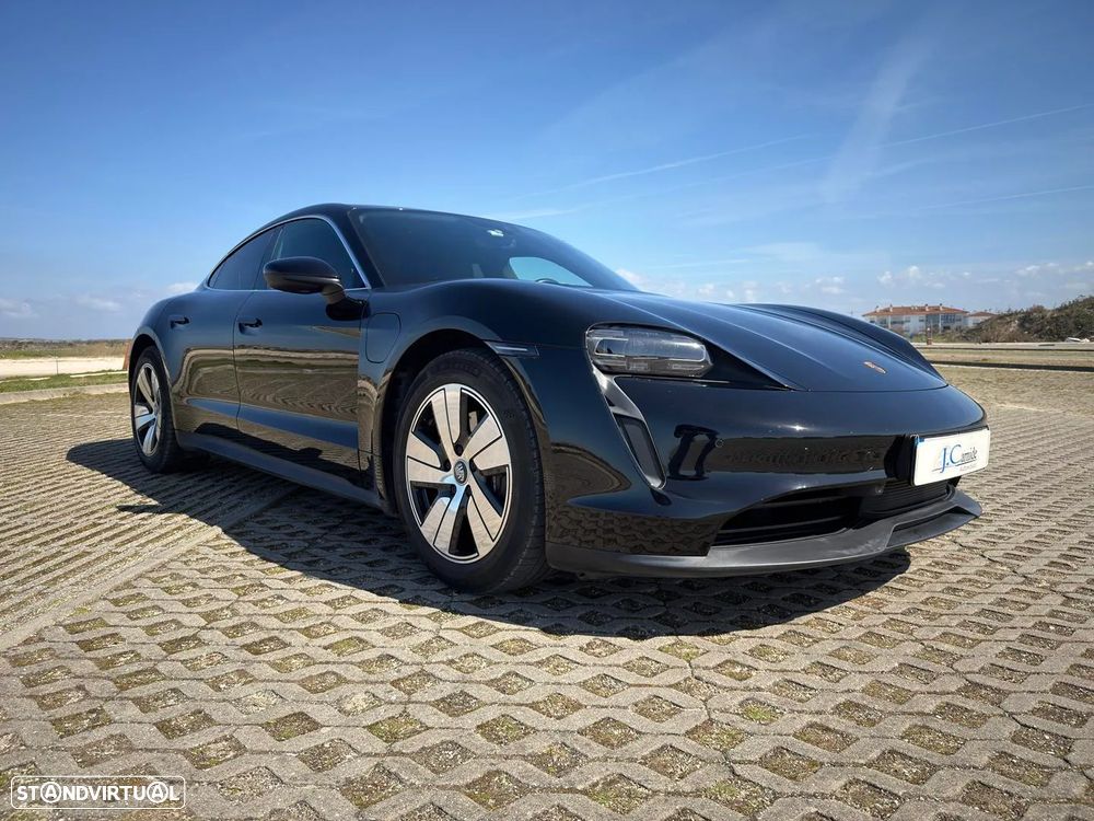 Porsche Taycan 4 - 1