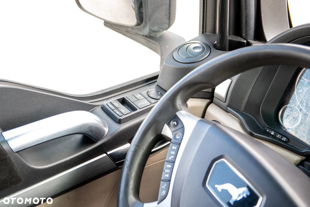 MAN TGX - 21