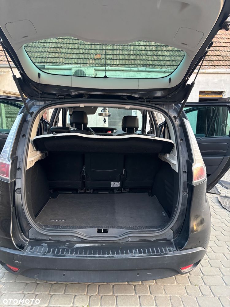 Renault Scenic - 10
