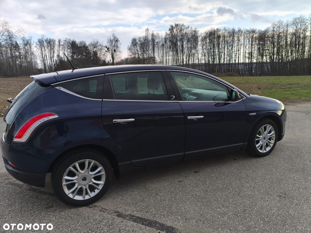 Lancia Delta 1.4 MultiAir 16v Gold - 3