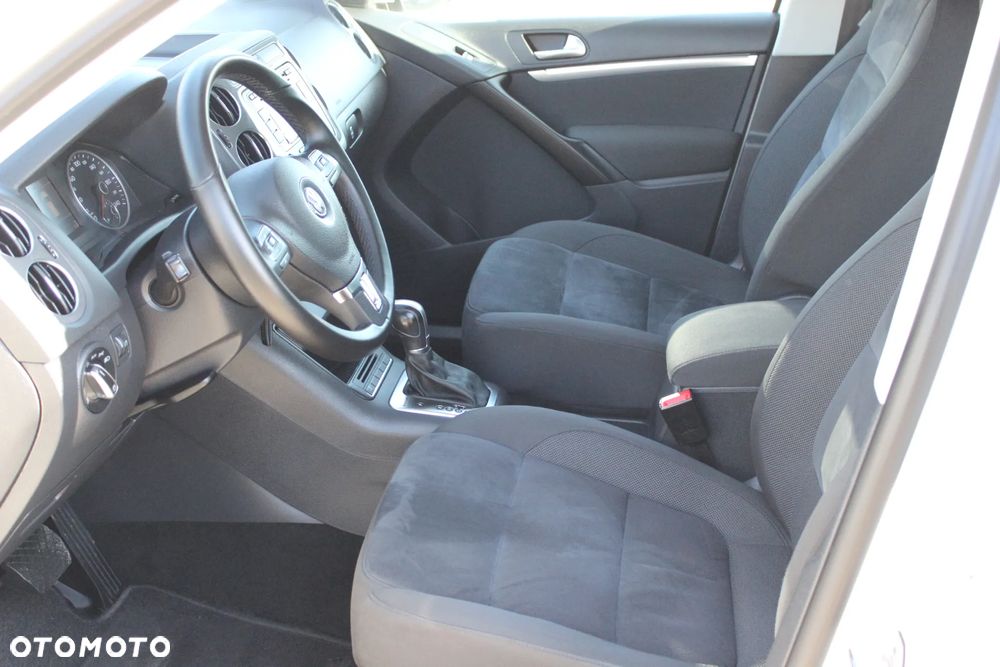 Volkswagen Tiguan 2.0 TDI 4Mot R-Style DSG - 25