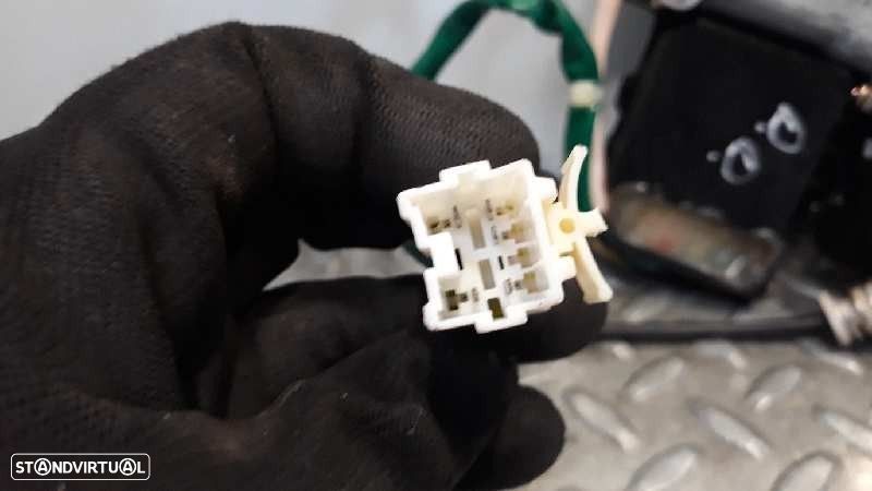 ELEVADOR DE VIDRO FRONTAL DIREITO MITSUBISHI GALLOPER 2001 - 1