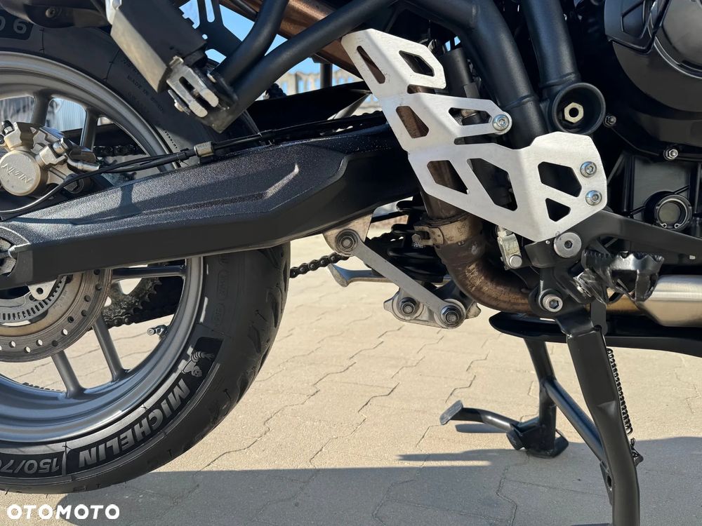 Triumph Tiger - 33