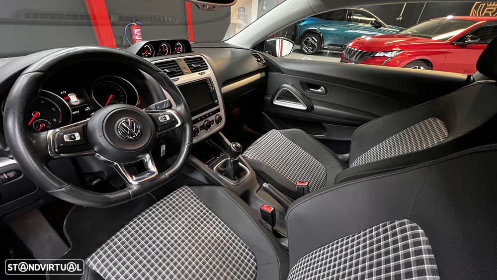 VW Scirocco 2.0 TDI Sport - 6