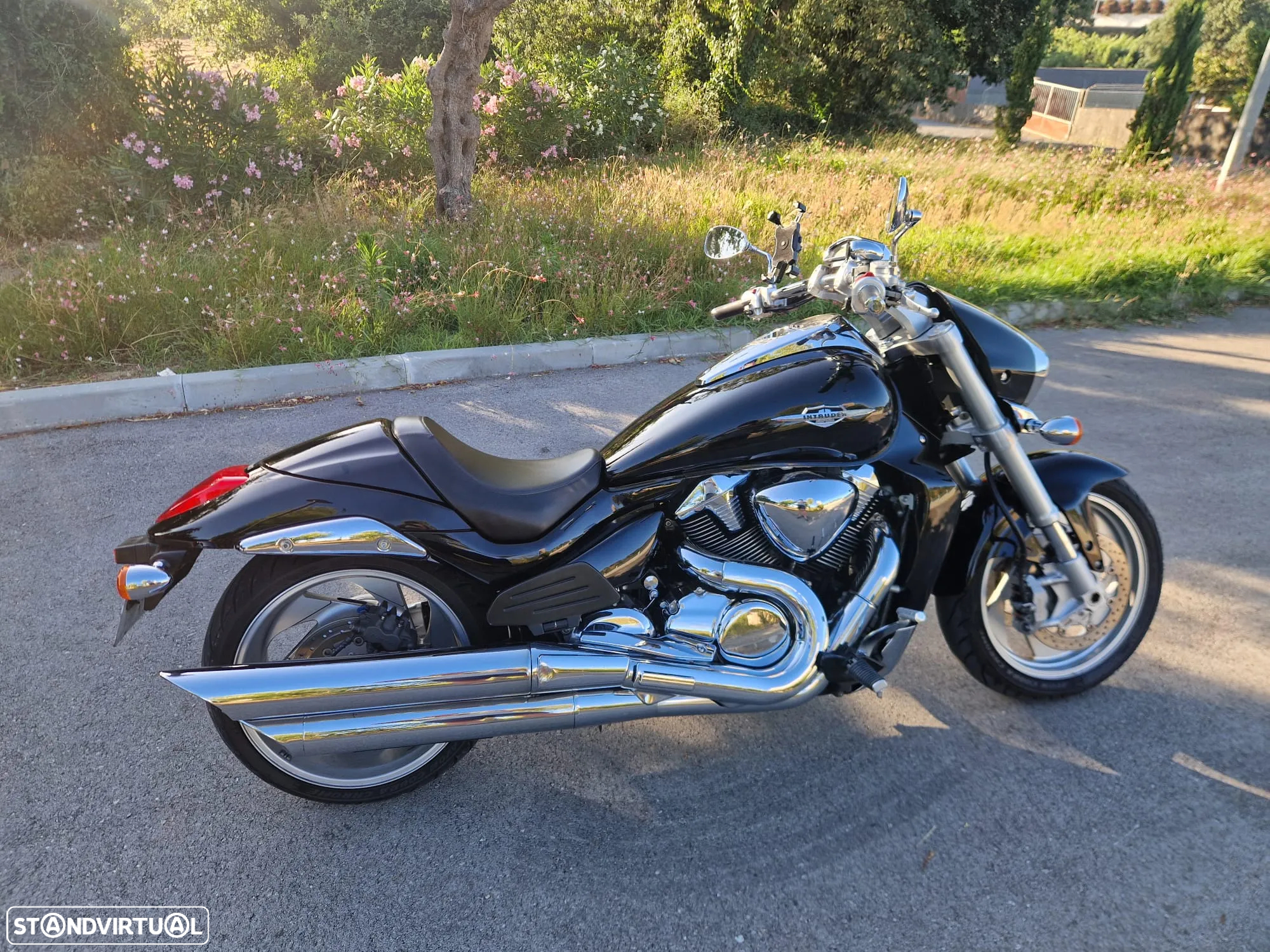 Suzuki Intruder 1800  Possível Financiamento - 3