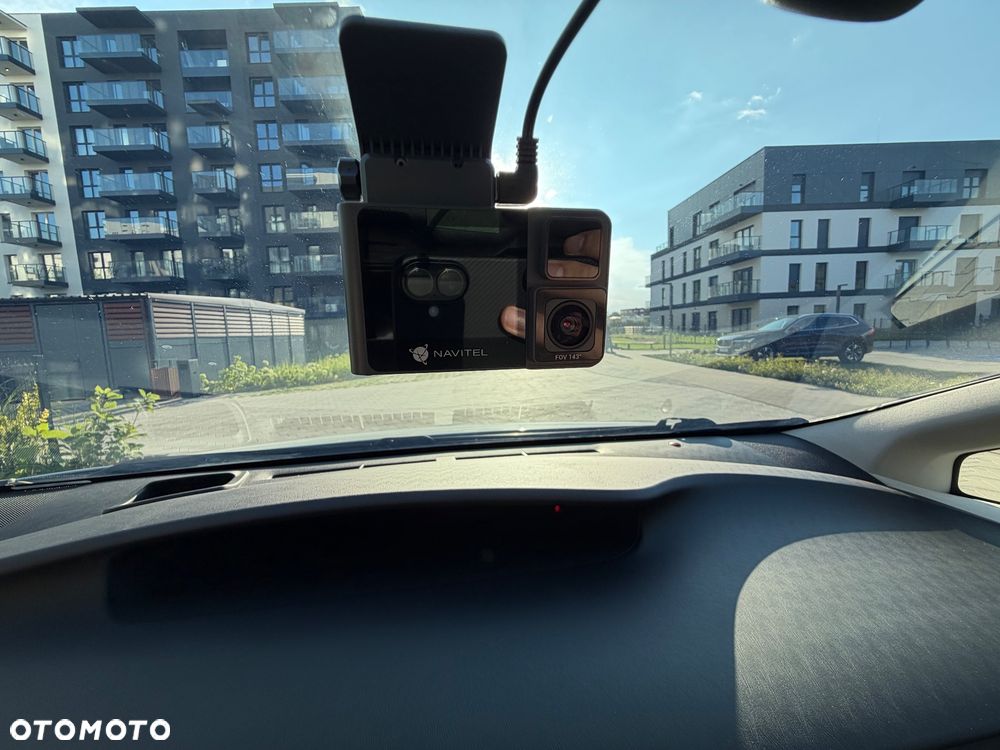 Toyota Prius - 13