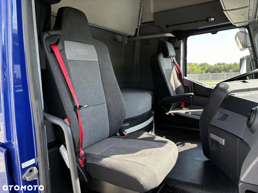 Renault T440 - 17